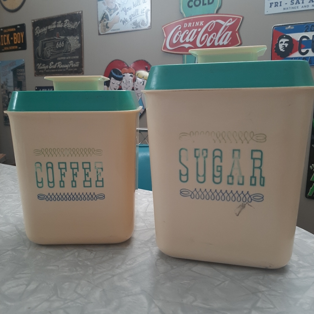 Set of 2 1950s vintage kitchen canister containers - Picture 2 of 12